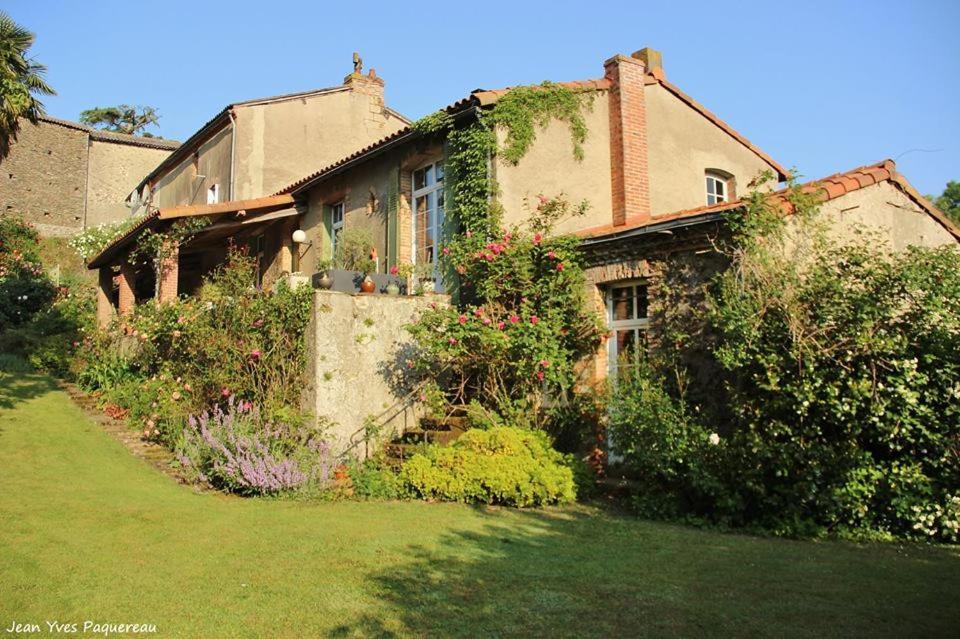 Villa Le Moulin Neuf Beaupréau-en-Mauges Exterior foto